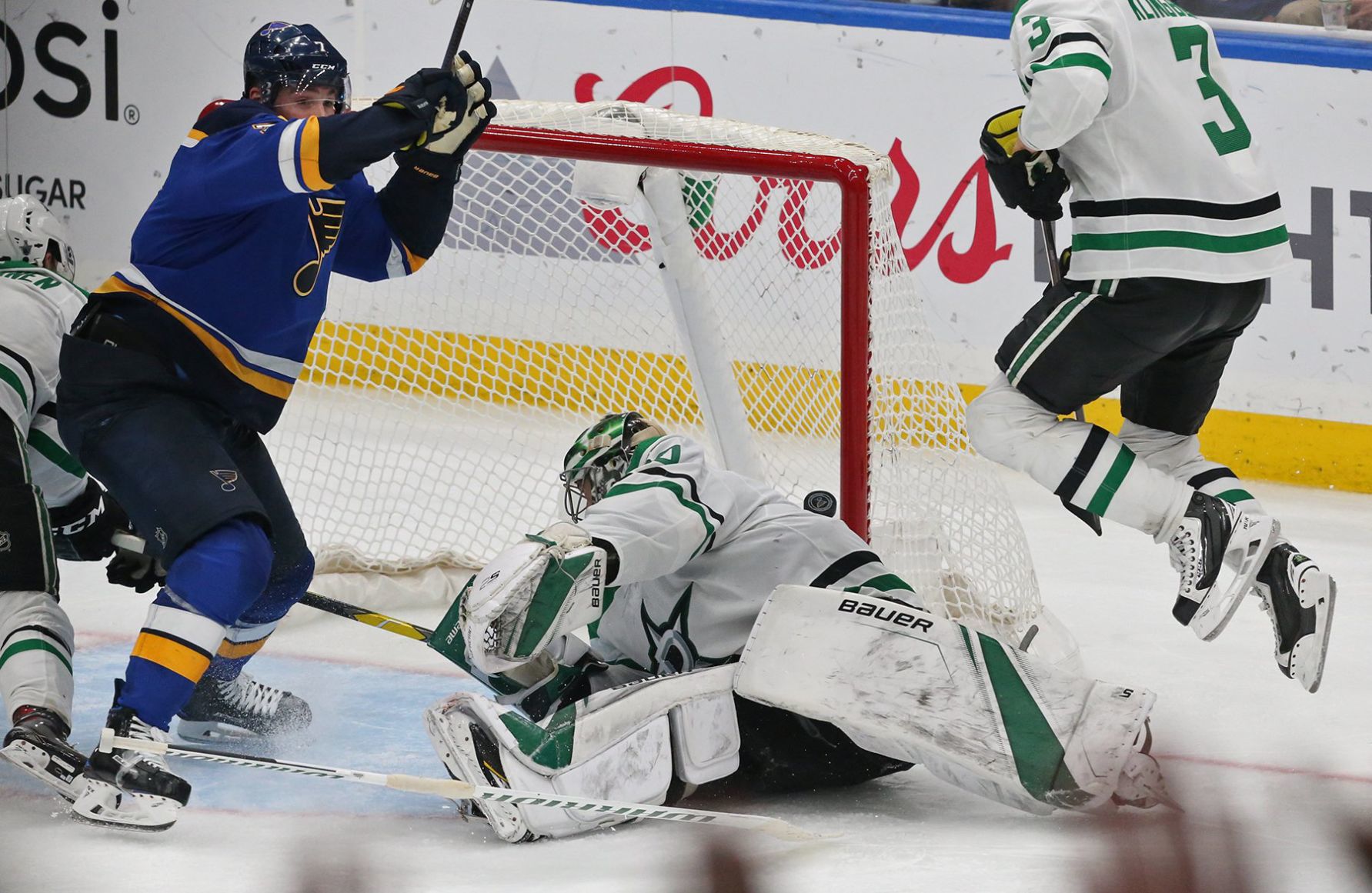 Blues and Stars go for broke in final playoff game 7